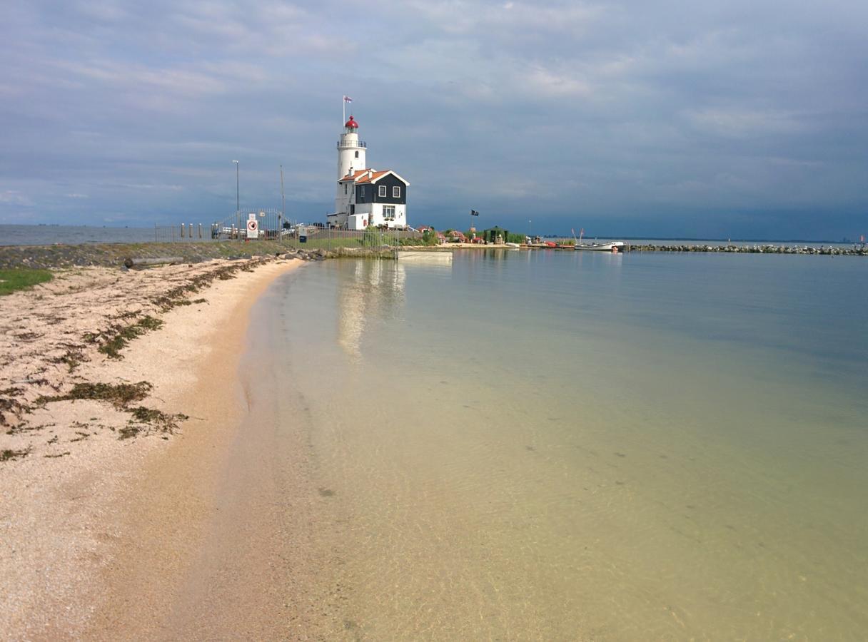 Suitehotel Posthoorn Монніккендам Екстер'єр фото