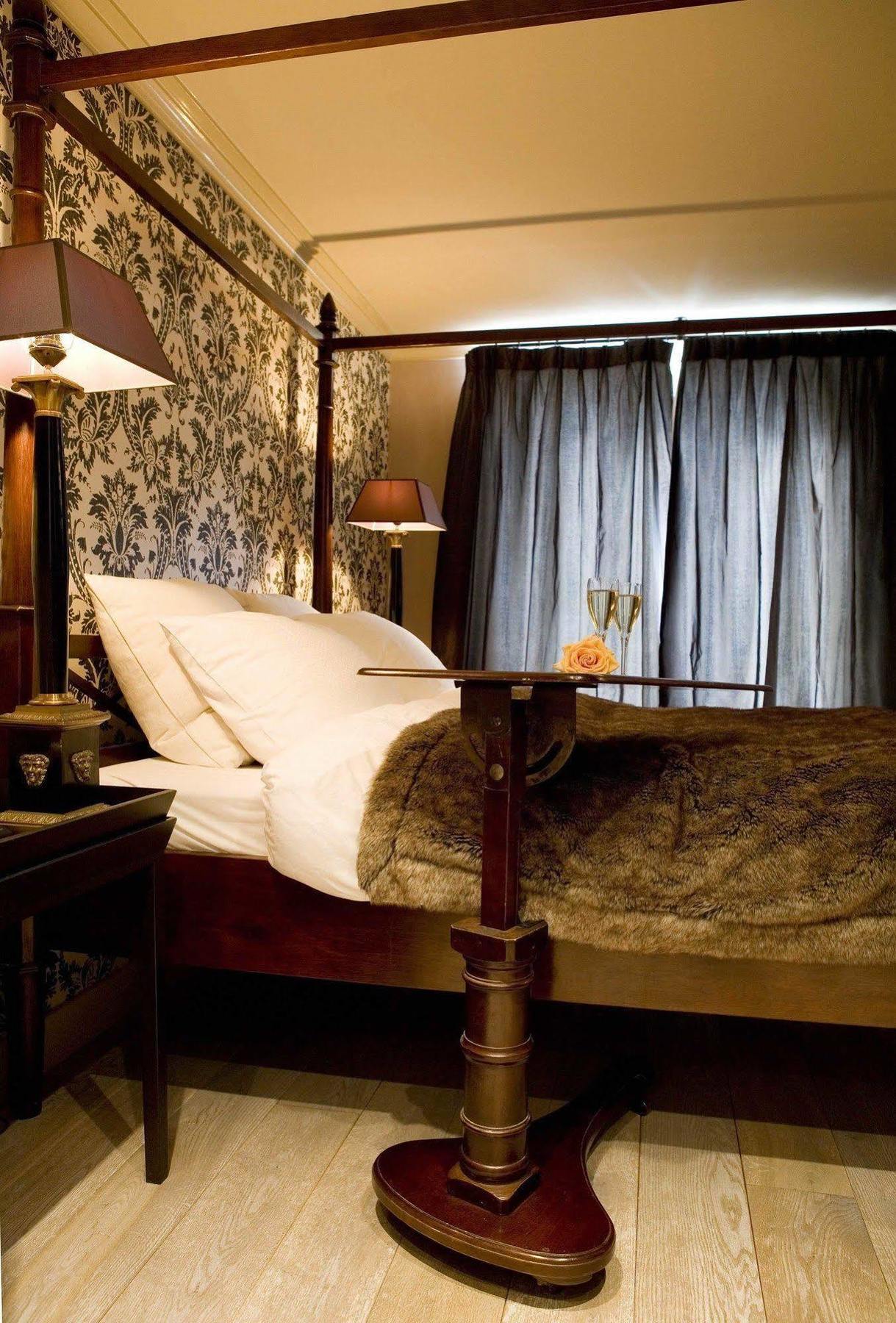 Suitehotel Posthoorn Монніккендам Екстер'єр фото